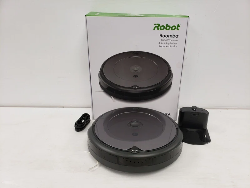 (43282-1) IRobot Roomba 676 Vacuum