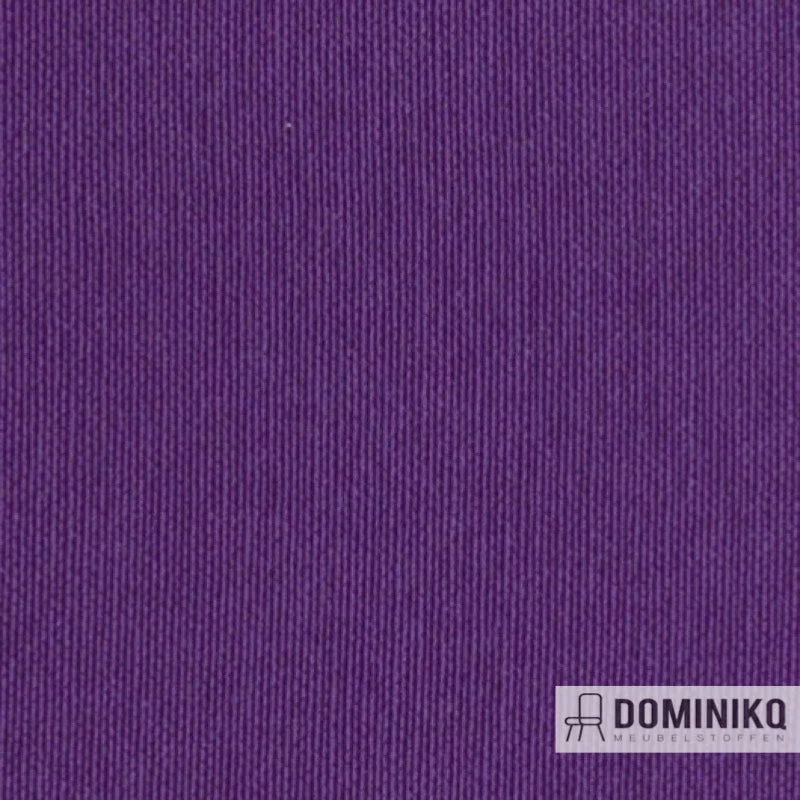 Vyva Fabrics - Silverguard - 97001 Aubergines
